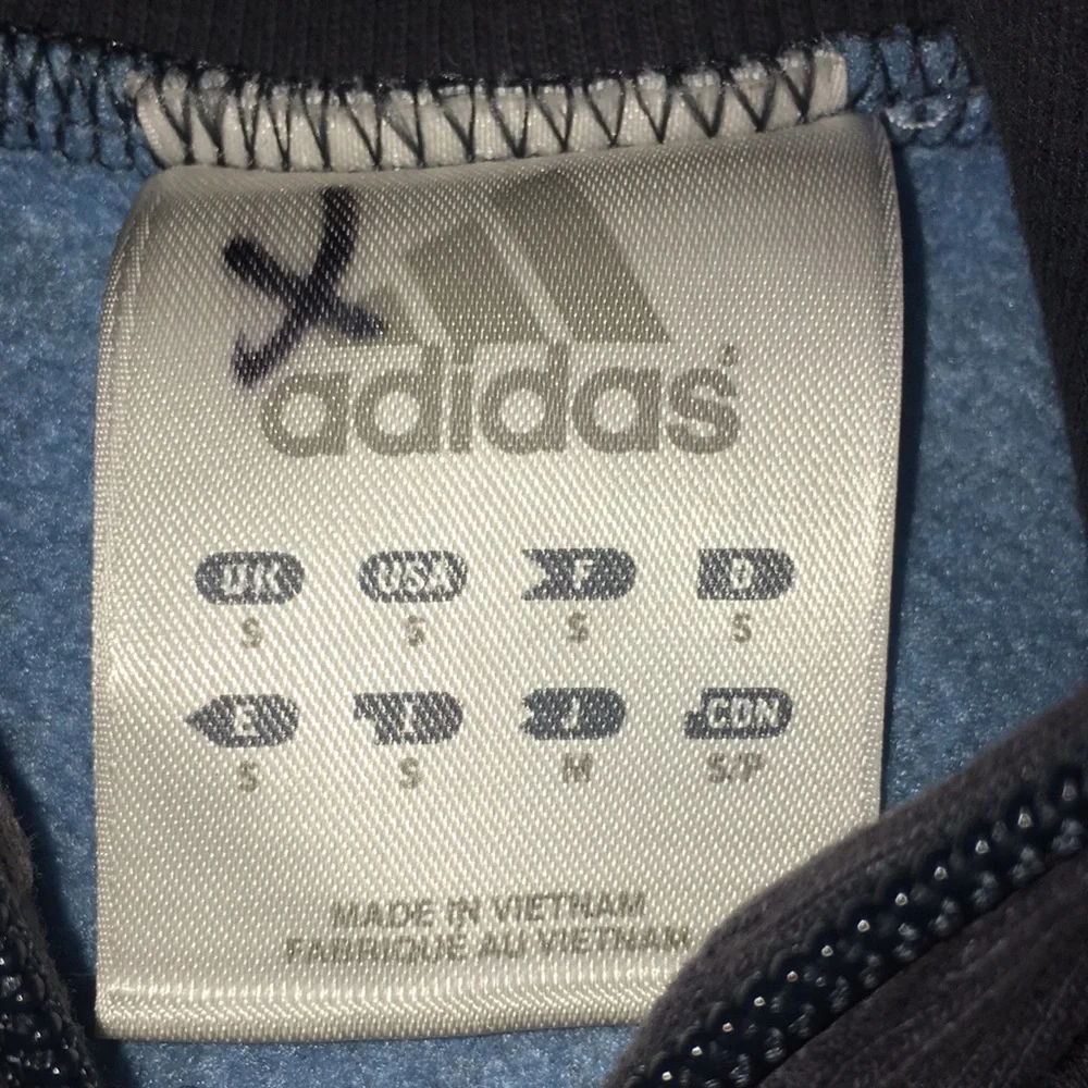 Adidas Boy’s Jacket.  Size 5.  Adidas 3 stripes on the right sleeve.